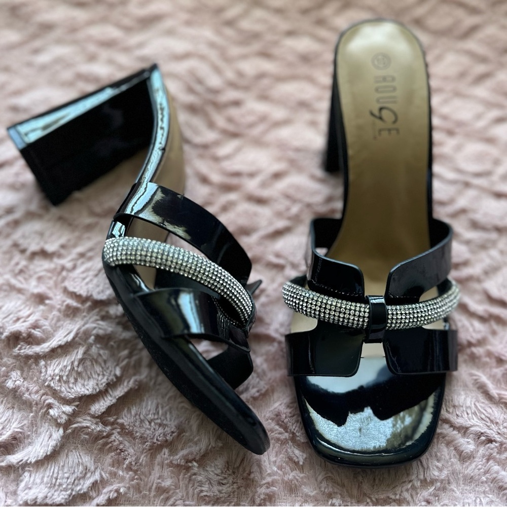 Rogue Helium “Goalie” Block Heel, Black Patent Leather, White Rhinestones, Sz 10